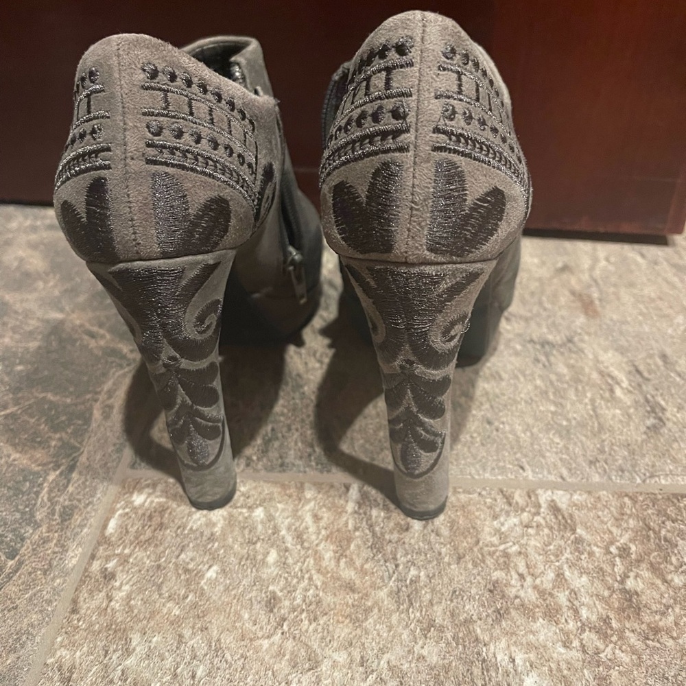Booties - Picture 3 of 3